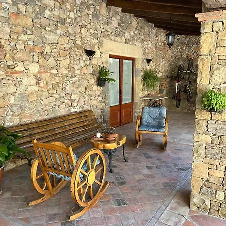 Masia Viver - Olive Oil Tourism *
