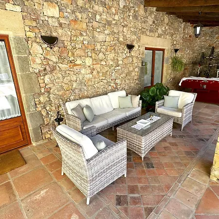 Masia Viver - Olive Oil Tourism Country house