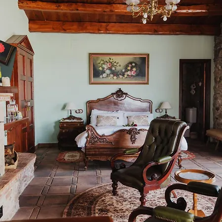Masia Viver - Olive Oil Tourism Country house Bigues I Riells
